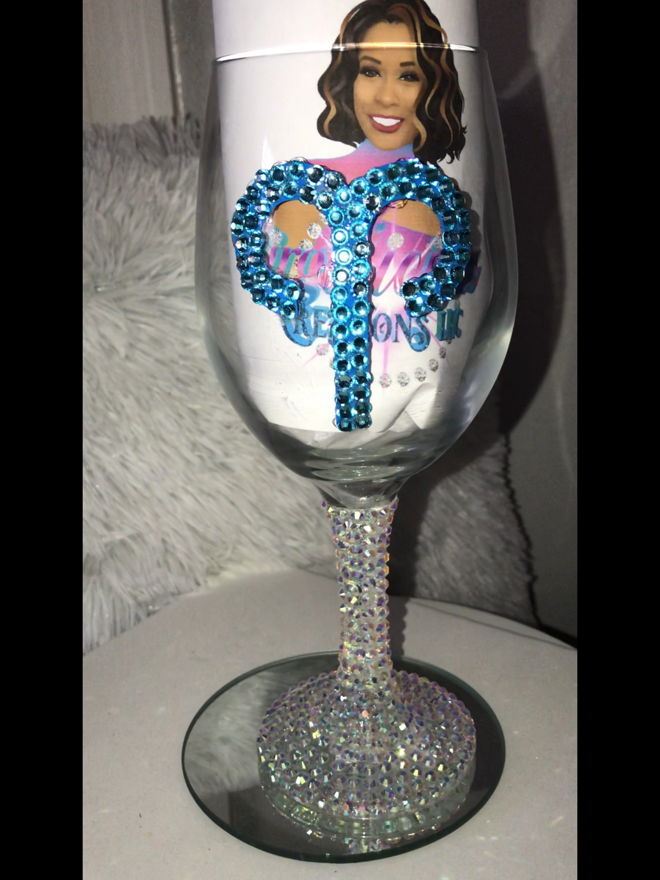 Custom Bling Wine glass – Virgolicious Creations